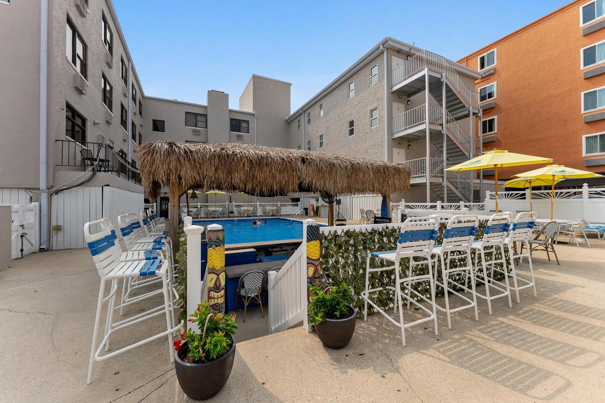 Oceanic Hotel & Barefoot Tiki Bar وايلدوود المظهر الخارجي الصورة