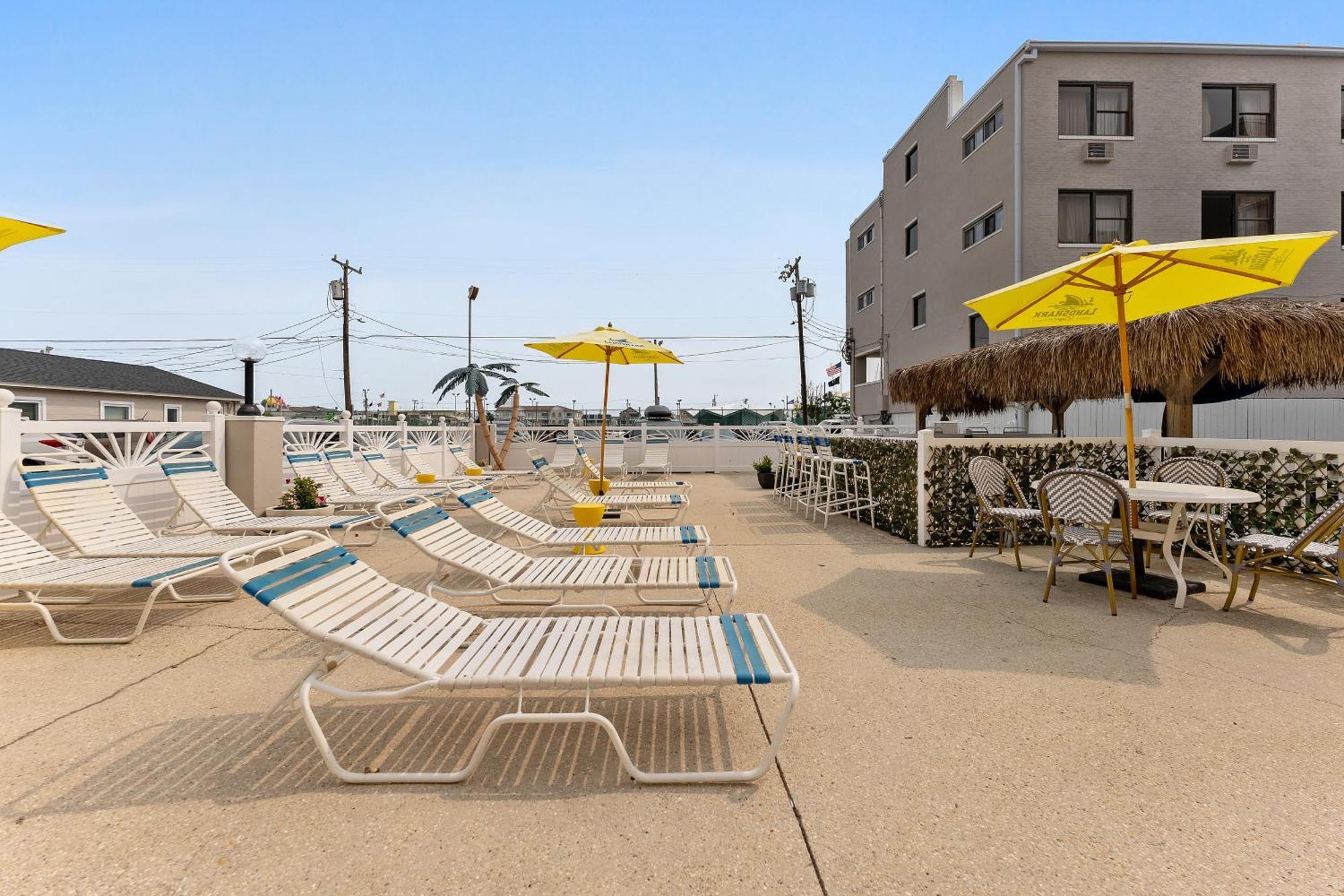 Oceanic Hotel & Barefoot Tiki Bar وايلدوود المظهر الخارجي الصورة