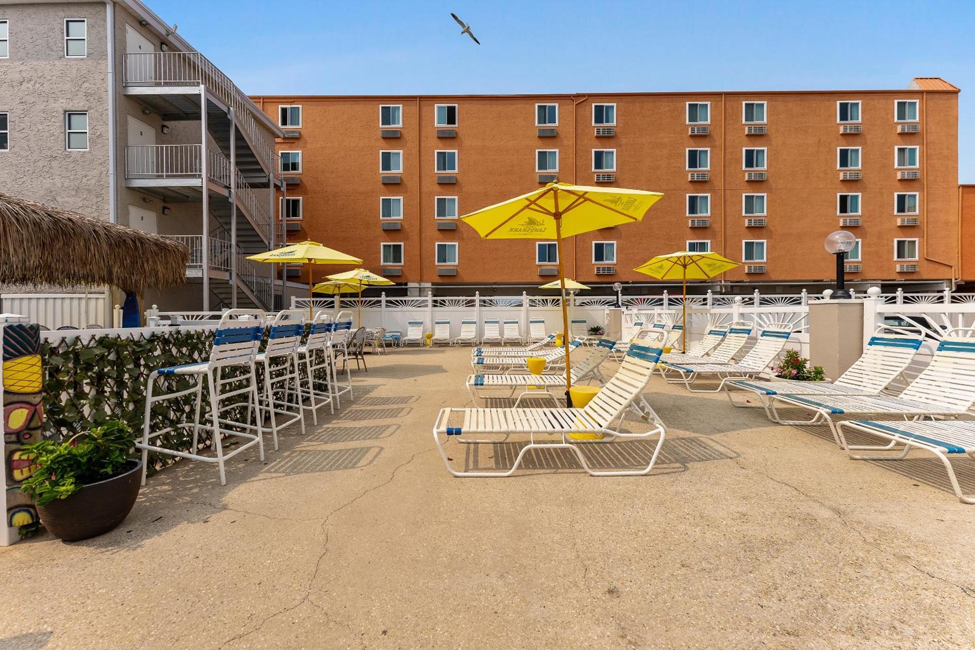 Oceanic Hotel & Barefoot Tiki Bar وايلدوود المظهر الخارجي الصورة
